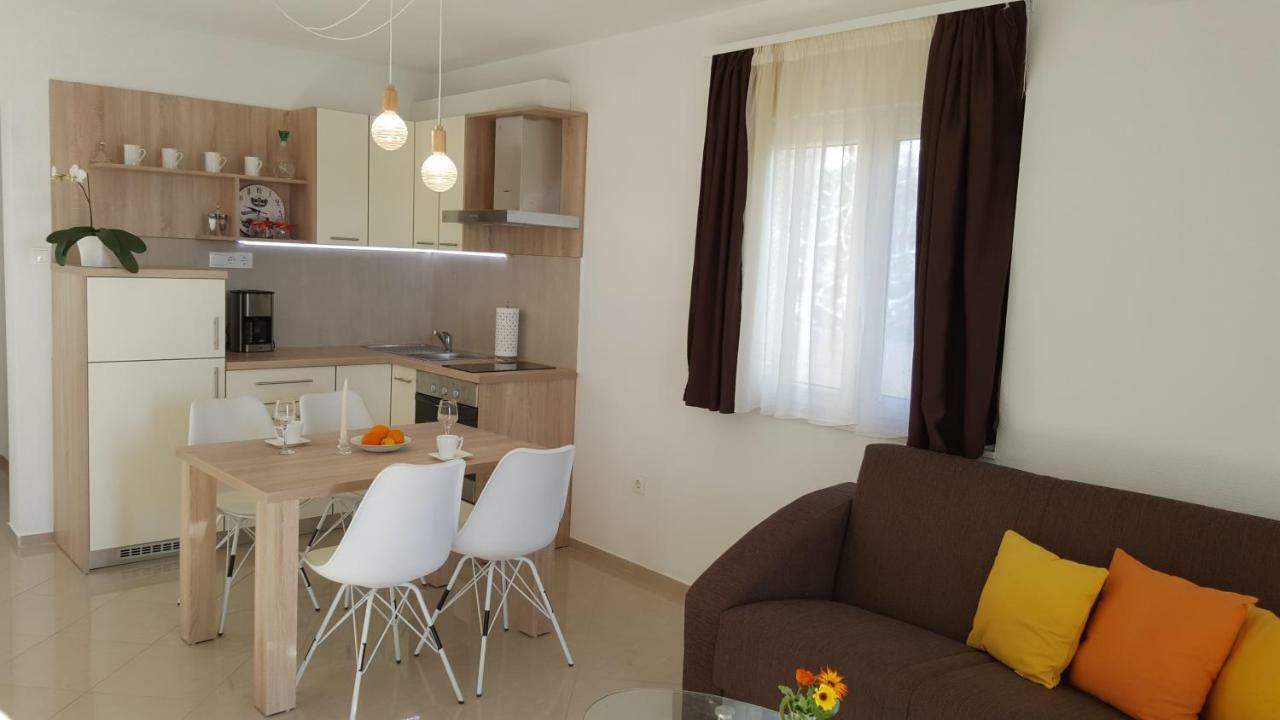Apartments Anaivana Trogir Zewnętrze zdjęcie