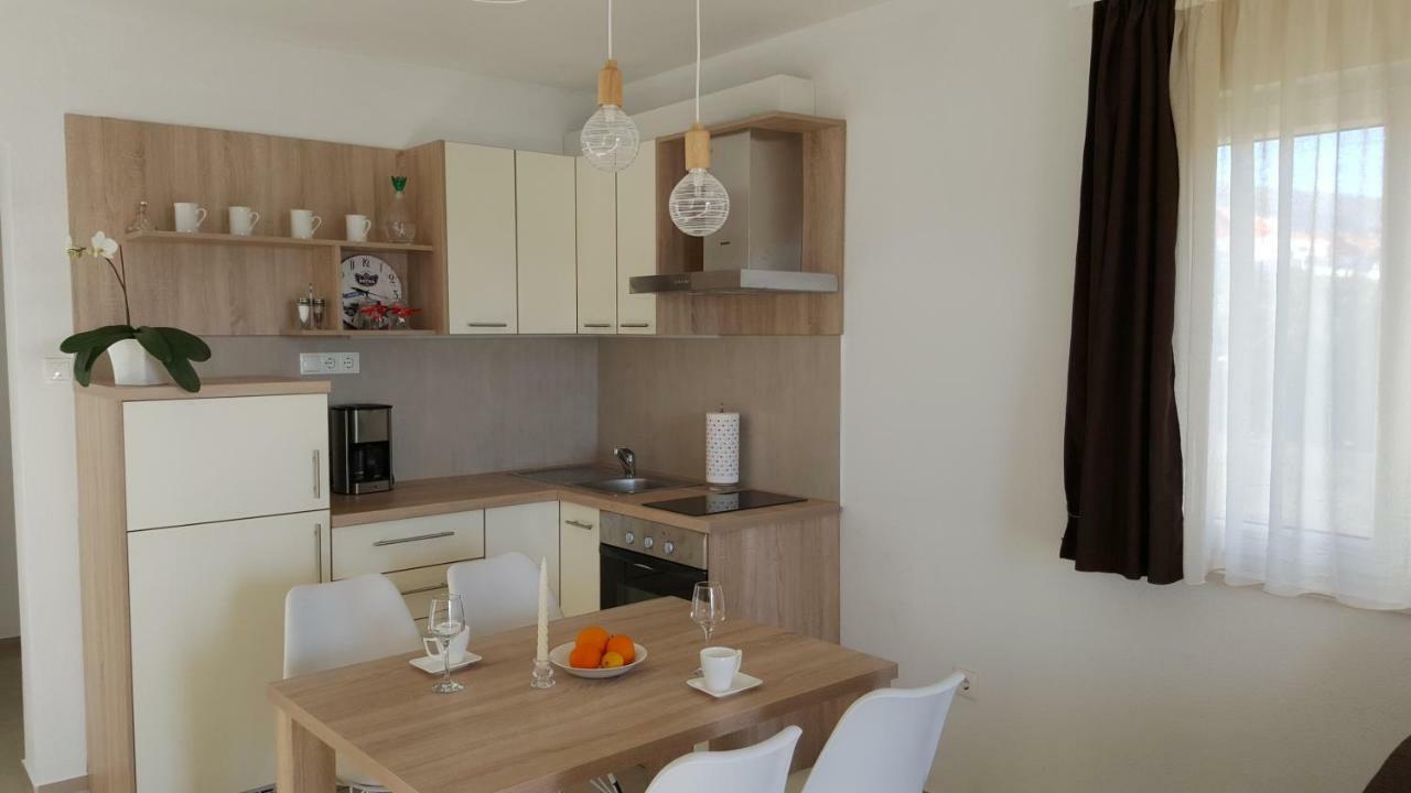 Apartments Anaivana Trogir Zewnętrze zdjęcie